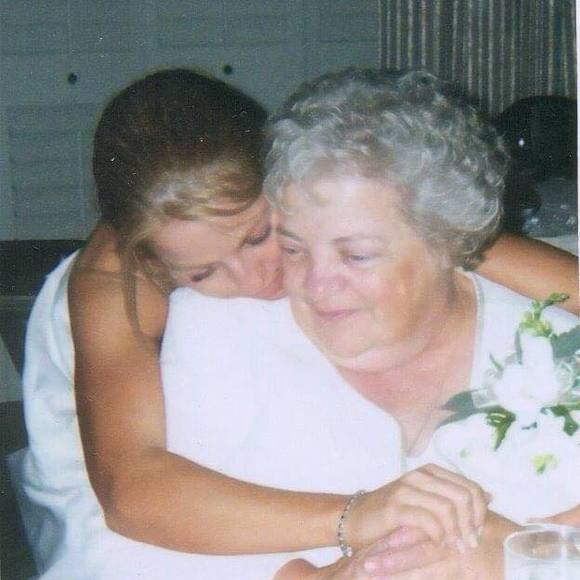 Meet your Posher, Debra - Picture 1 of 1